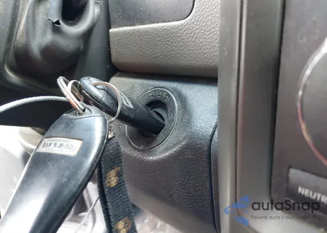 2012 Ram 1500 St z USA, uszkodzony, nr VIN 1C6RD7FP6CS179833